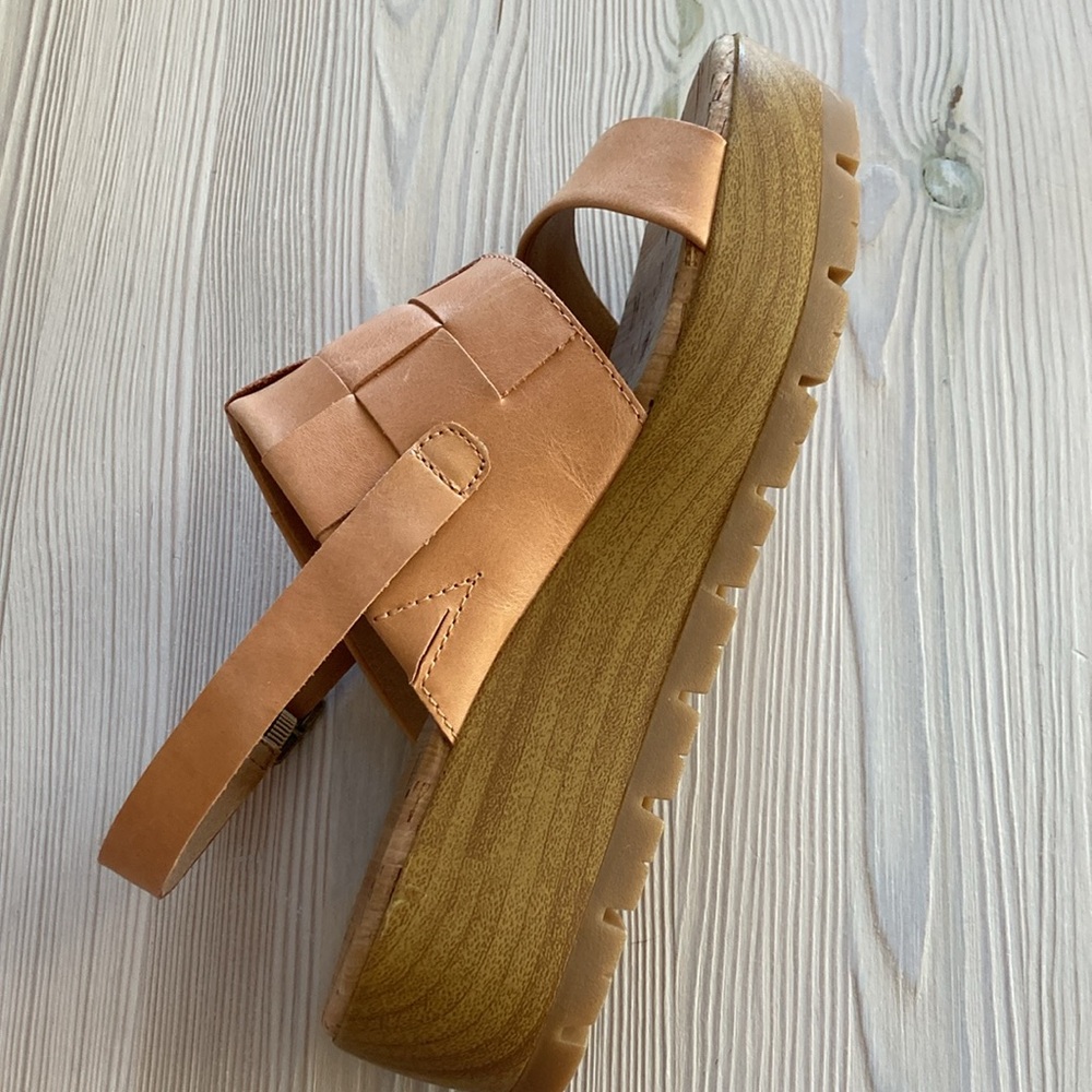 Korks Fraya Platform Wedge Sandals size 8M - Picture 4 of 6
